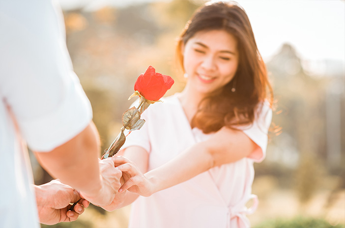 love bombing