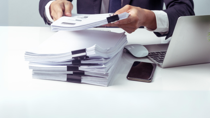 pelaporan pengelolaan limbah dan administrasi dokumen lingkungan